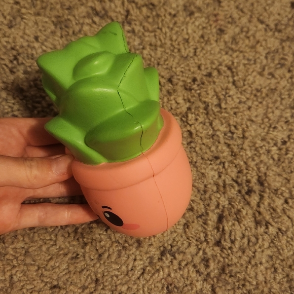 Small squishy - Picture 2 of 2